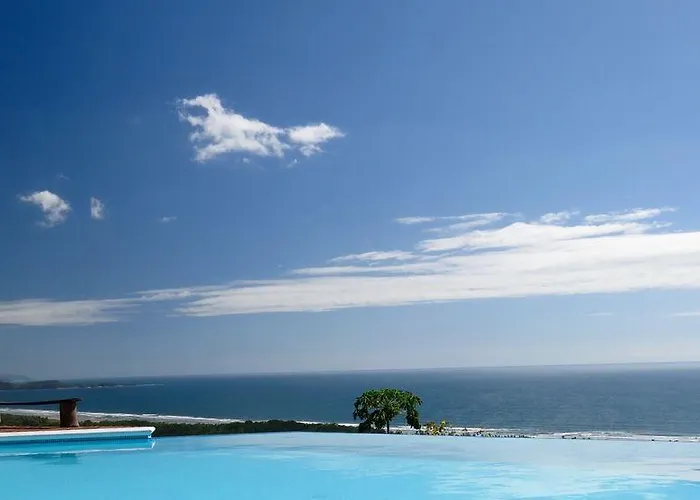 Cristal Azul 3* GUANACASTE